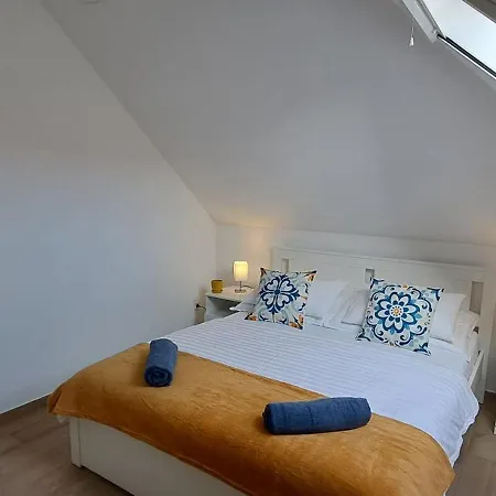 Appartement Aqua Apartmanhaz Gyenesdiás