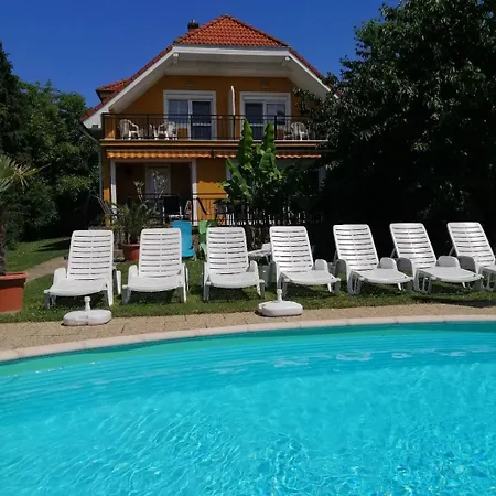 Appartement Aqua Apartmanhaz