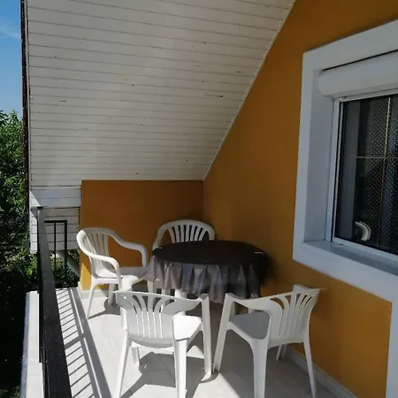 Aqua Apartmanhaz Lägenhet *