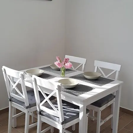 Aqua Apartmanhaz Lägenhet Gyenesdiás