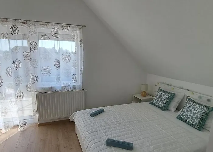 Lägenhet Aqua Apartmanhaz Gyenesdiás