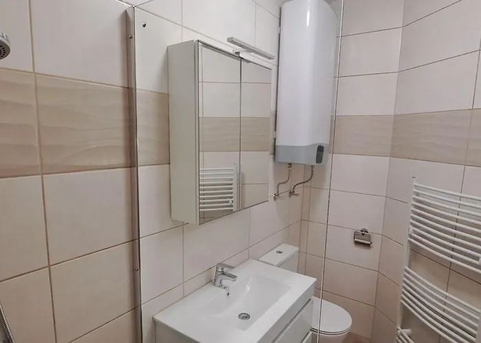 Aqua Apartmanhaz Gyenesdiás