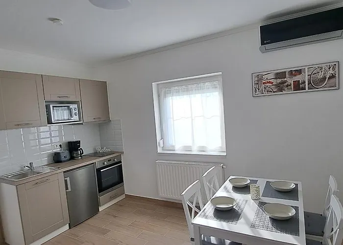 Lägenhet Aqua Apartmanhaz