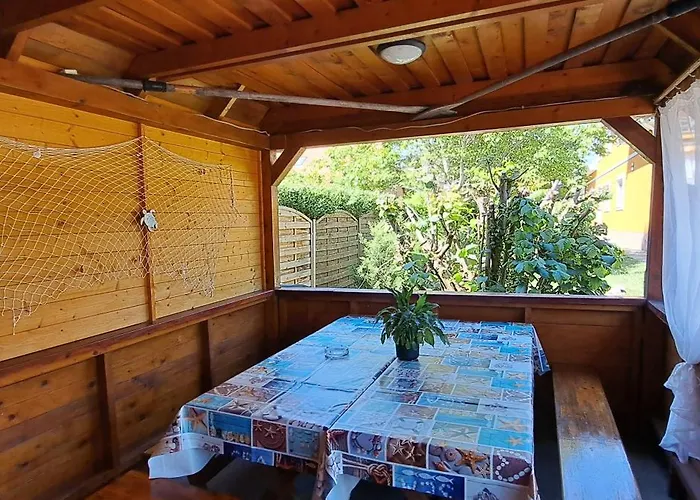 Aqua Apartmanhaz Gyenesdiás